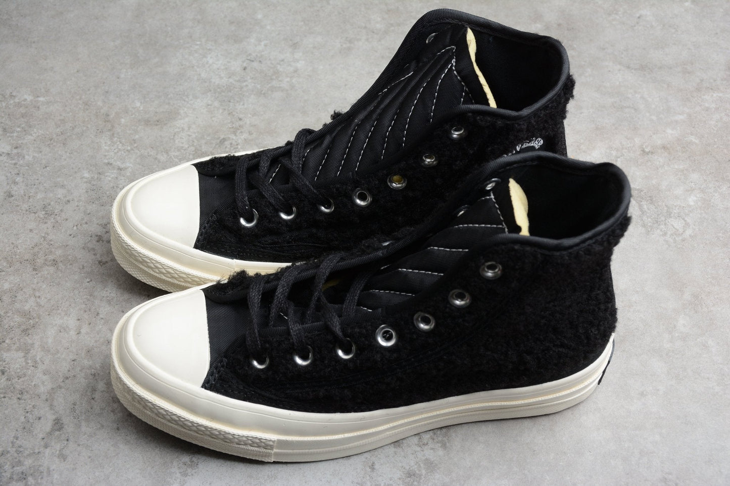 Fabrika Supply Chuck 70 HI Sherpa Black / White / Egret | sapatilhas Sole Rua