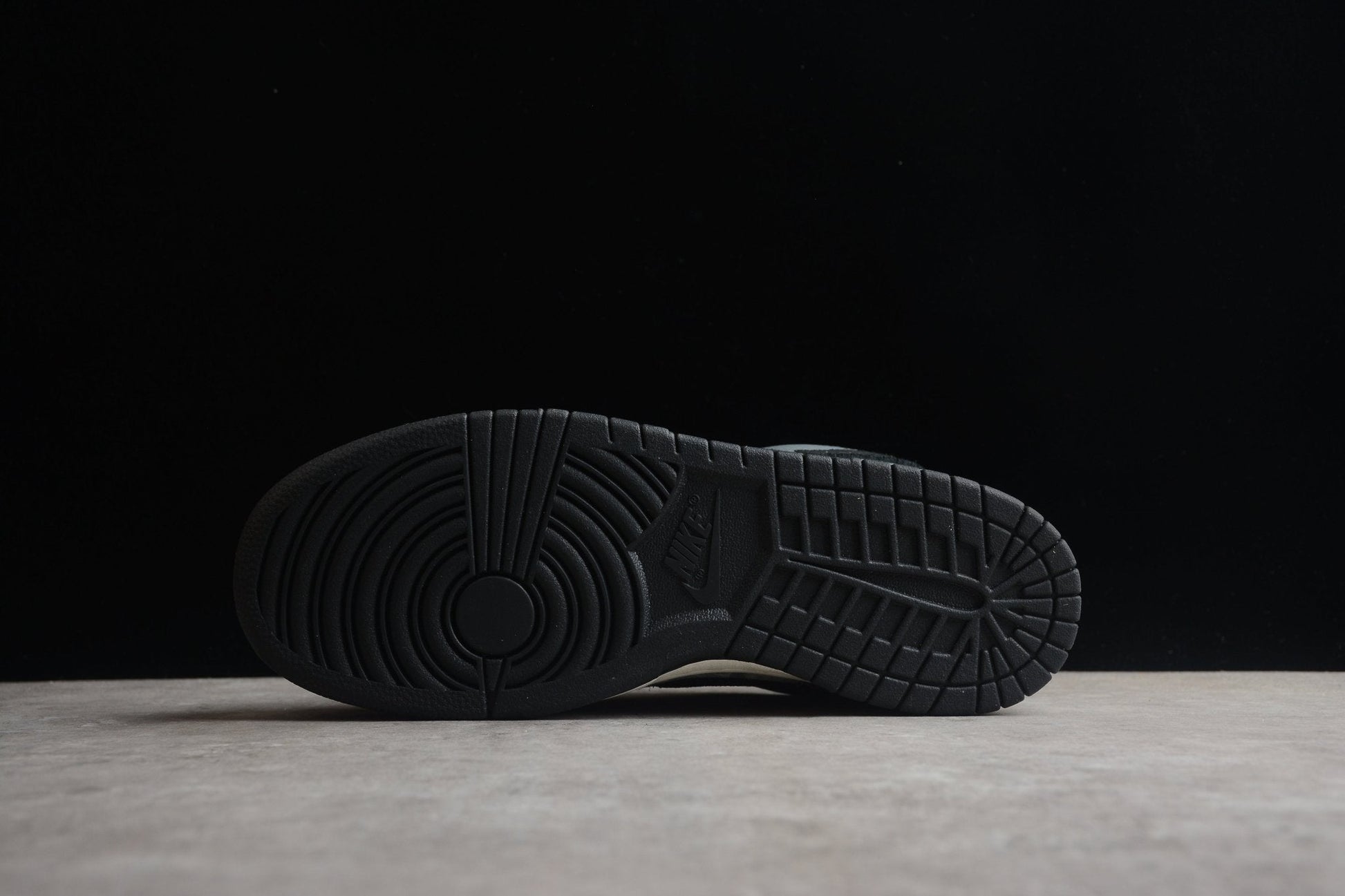 Essenza Rosa Dunk Low Grey / Off Noir | sapatilhas Sole Rua
