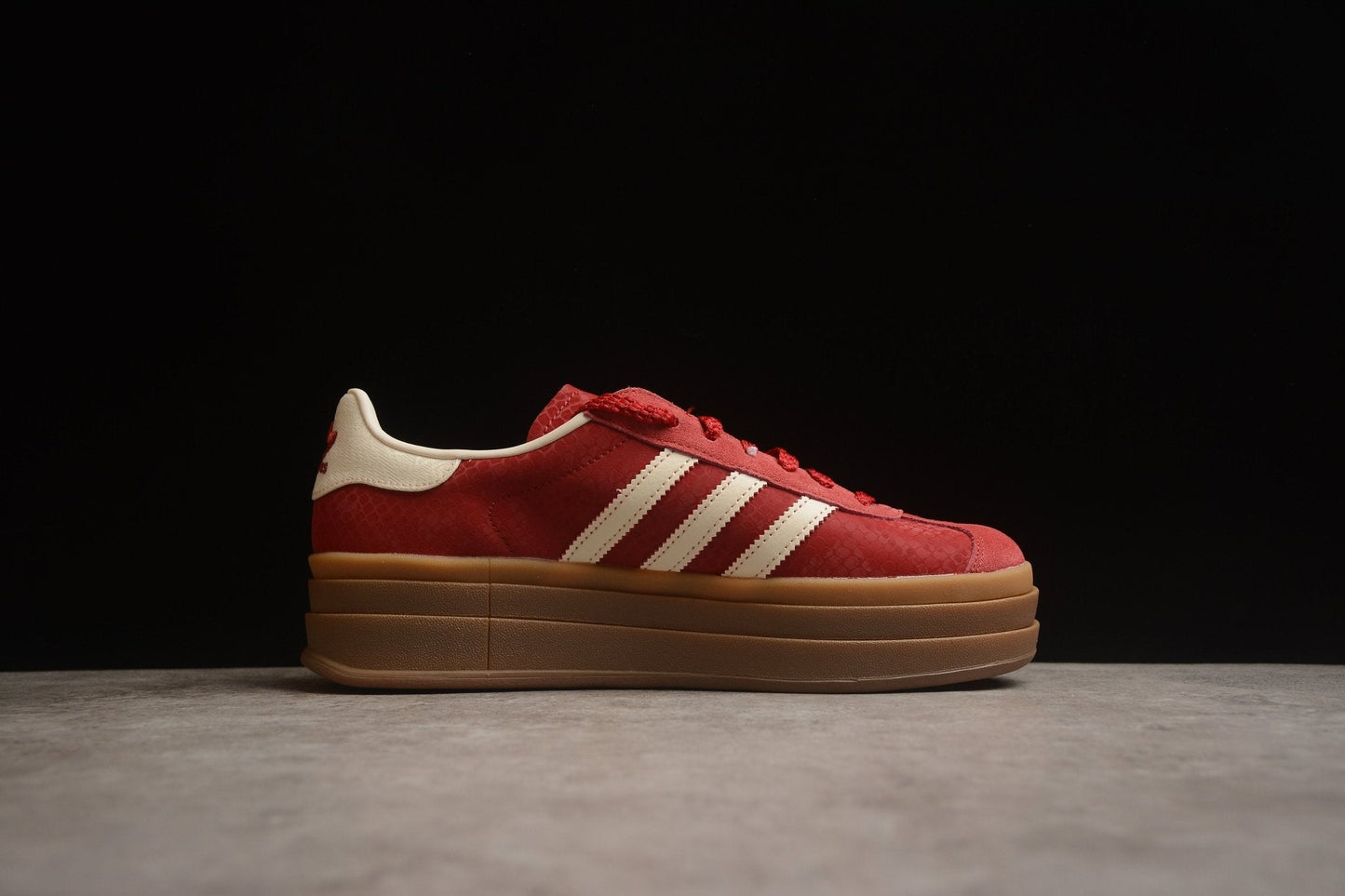 Fabrika Supply Gazelle Bold Red / White | sapatilhas Sole Rua