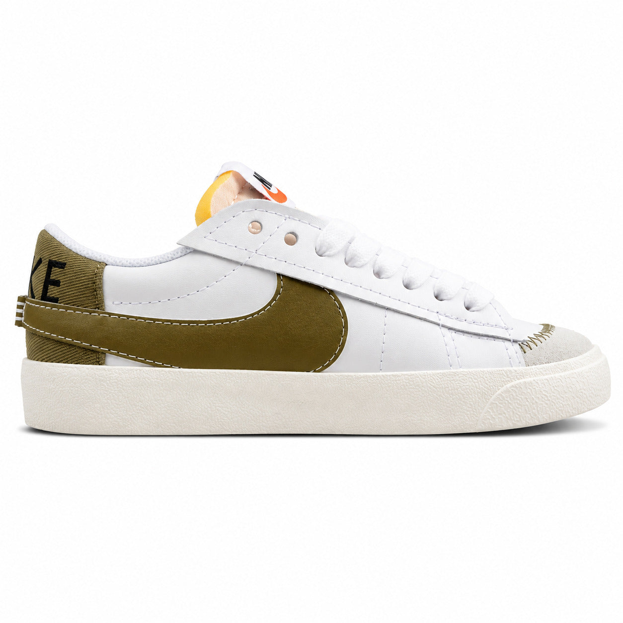 Nike Blazer Low 77 blanco dorado lateral izquierda detalle
