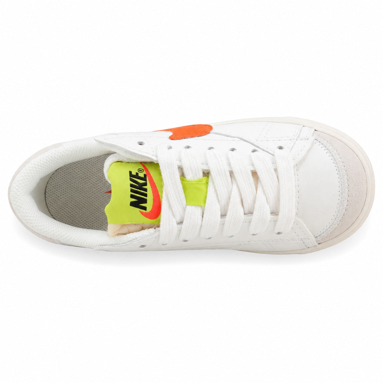 Nike Blazer Low 77 blanco naranja lima vista superior